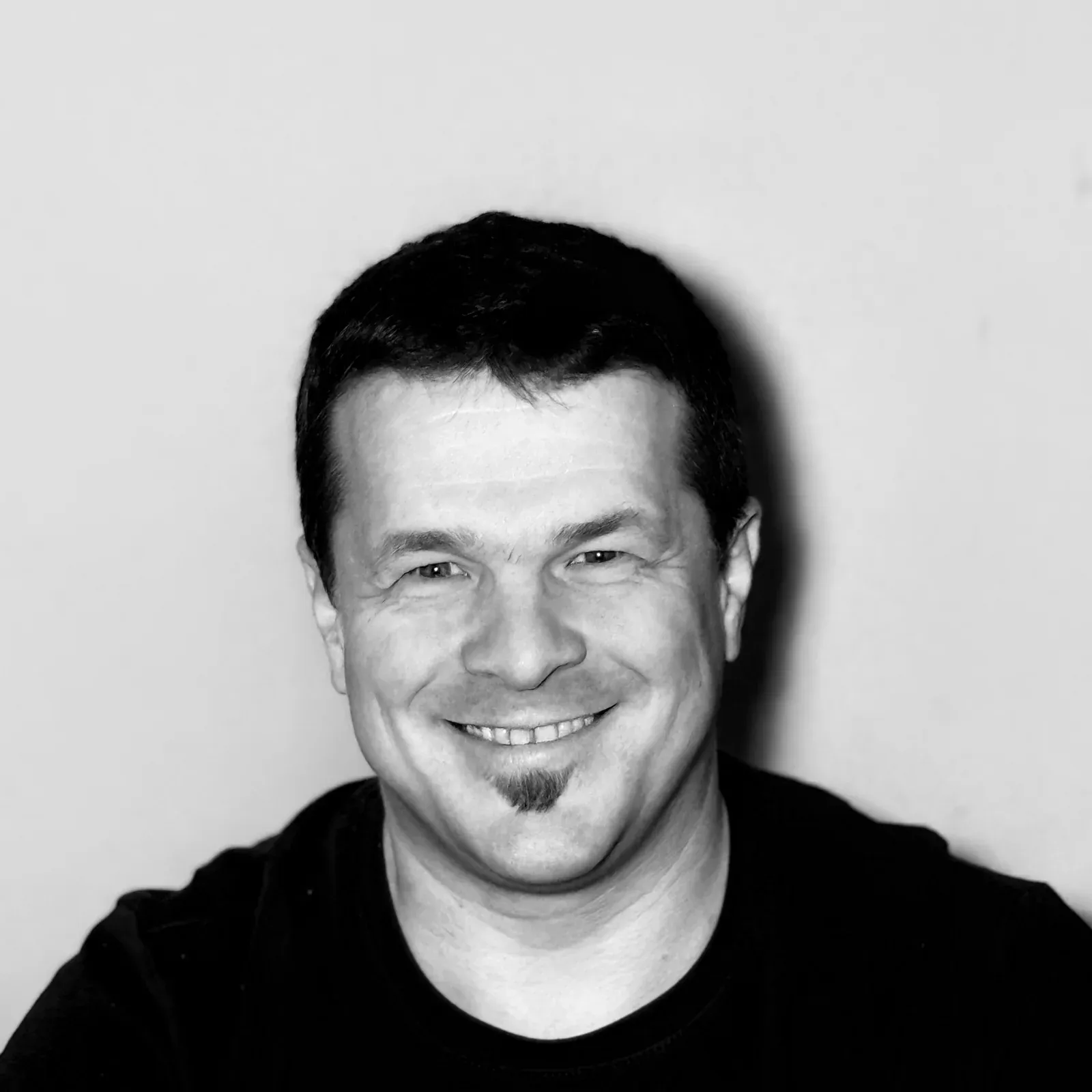 Dr.-Ing. Dennis Westermann — Founder von Schnitzeljägerei und Geschäftsführer der valocity GmbH