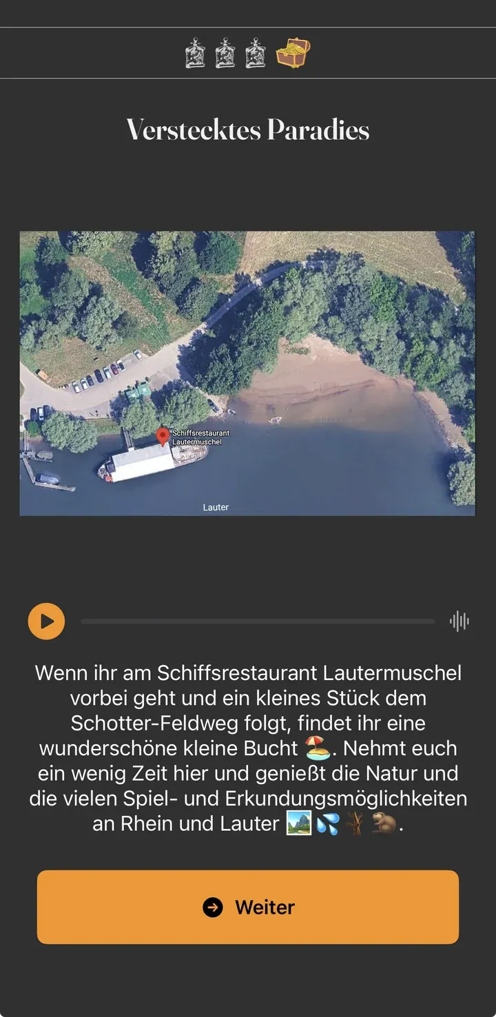 Erleben-Screen im Spiel: „Verstecktes Paradies“, Kartenausschnitt der Bucht, Button Weiter